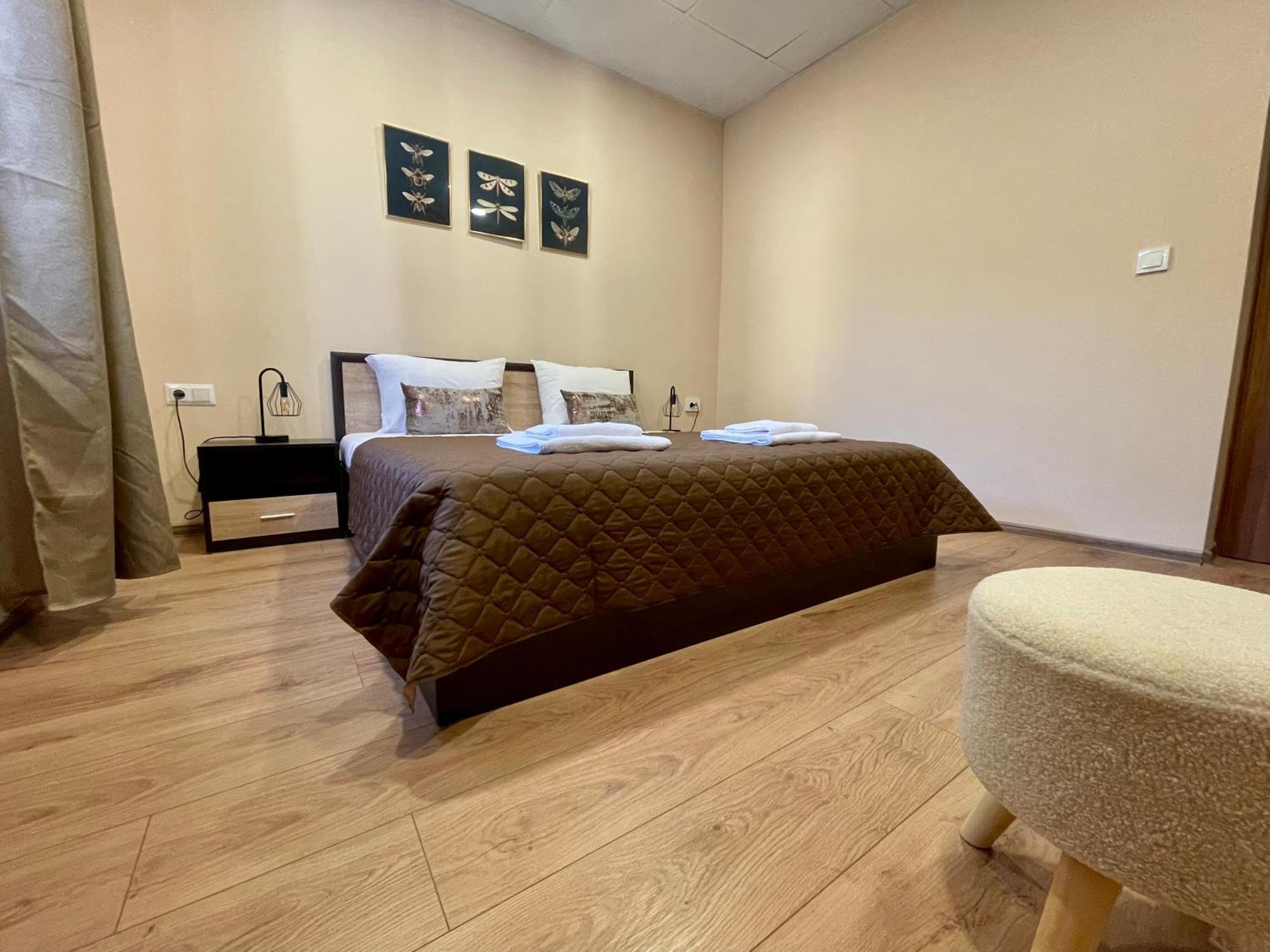 Forest Oasis Guest House Free Parking サパレヴァ・バニャ エクステリア 写真