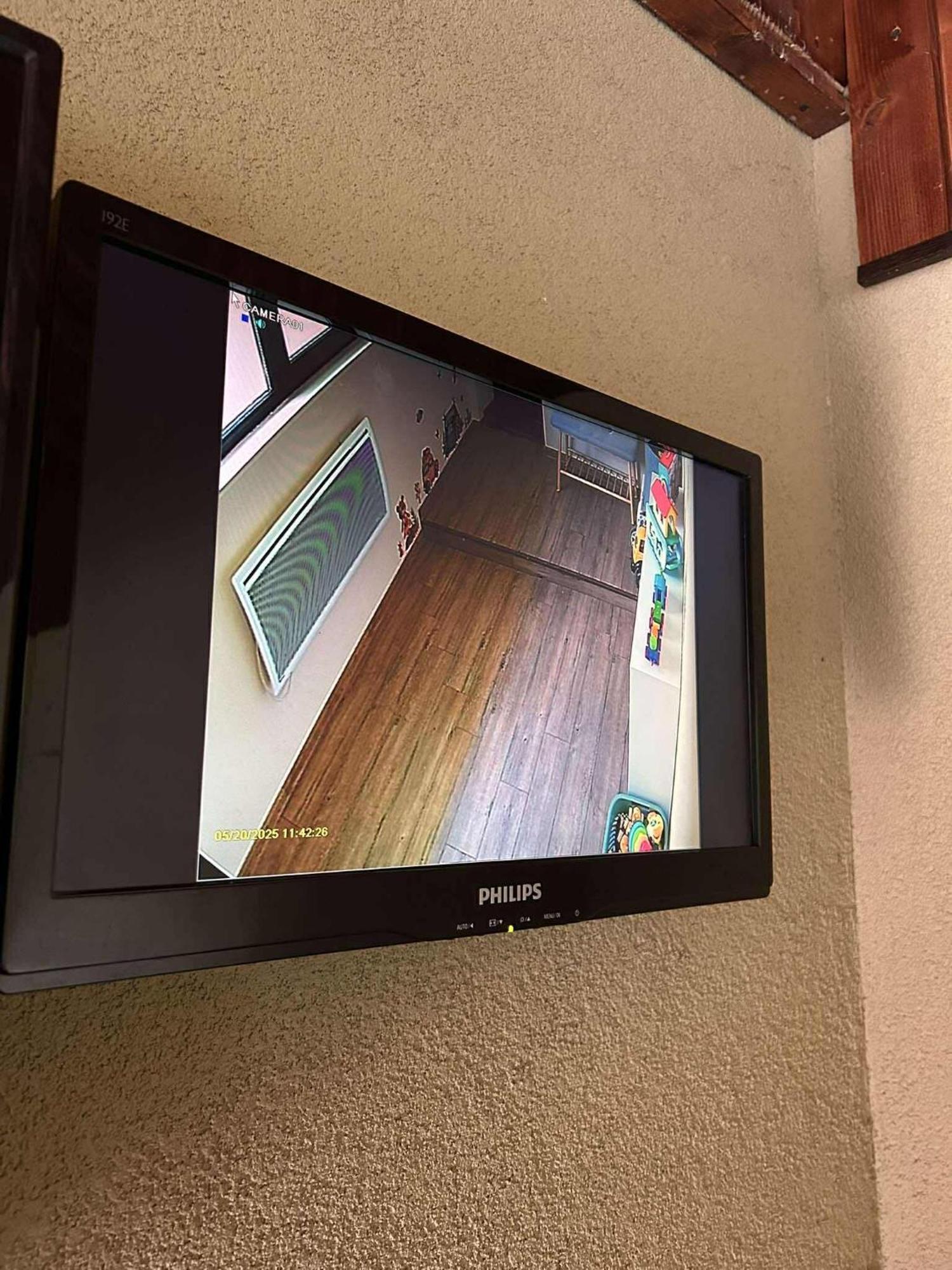 Forest Oasis Guest House Free Parking サパレヴァ・バニャ エクステリア 写真